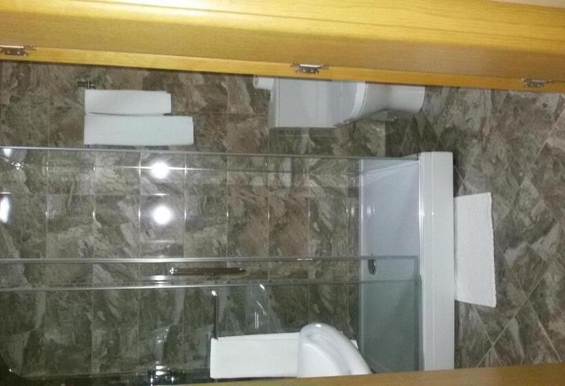 سوئیت با بالکن, Spa&hotel Studenac