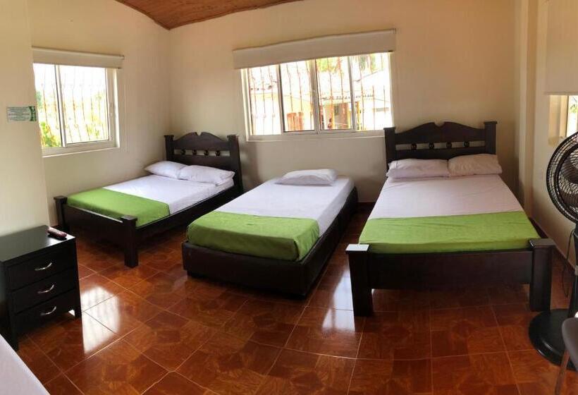 Quarto Familiar Superior, Alojamiento Campestre Hawaii