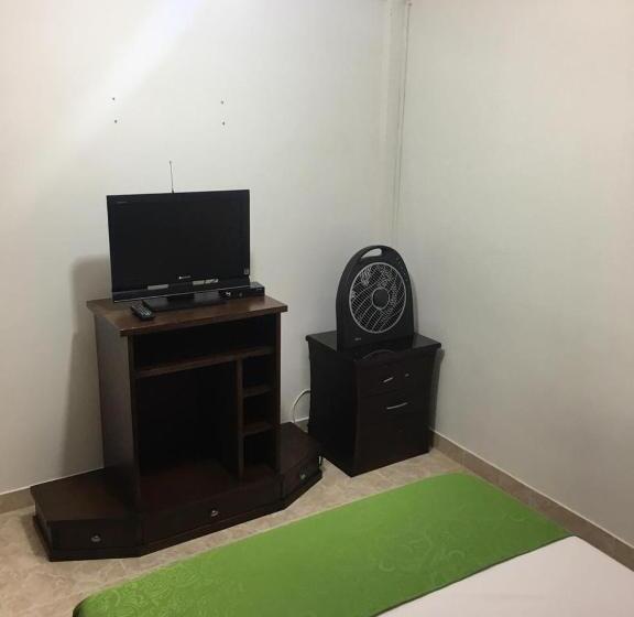 Апартаменты 1 Спальня Нижний Этаж, Alojamiento Campestre Hawaii