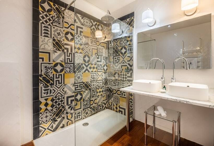 Suite with Terrace, Le Palais Gallien Hôtel & Spa