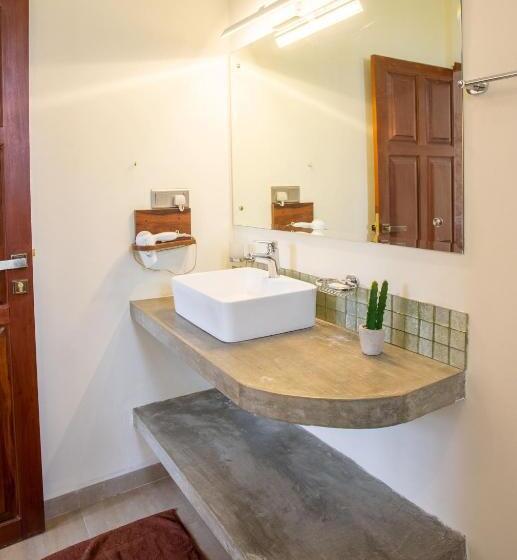 발코니 디럭스 룸, The Wind Castle