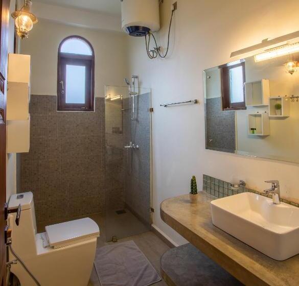 패밀리 룸, The Wind Castle