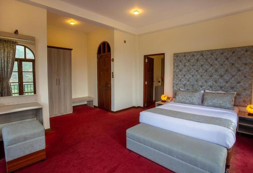 패밀리 룸, The Wind Castle