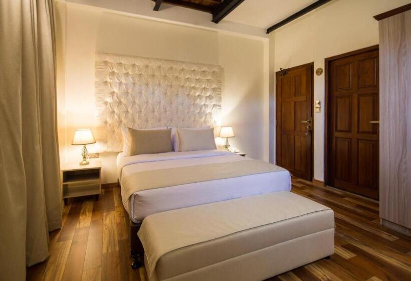 디럭스 룸, The Wind Castle