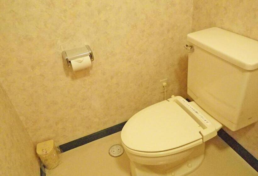 スタンダードトリプルルーム, Uneri