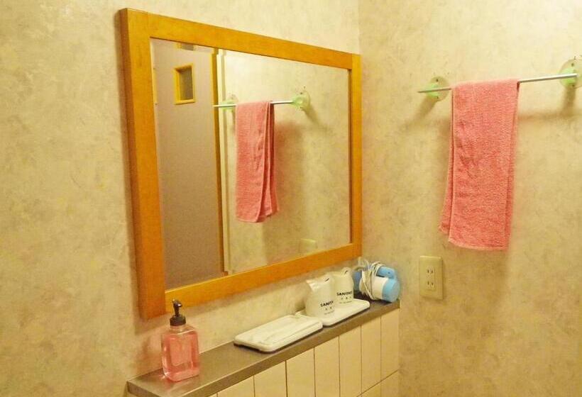 スタンダード４人部屋, Uneri