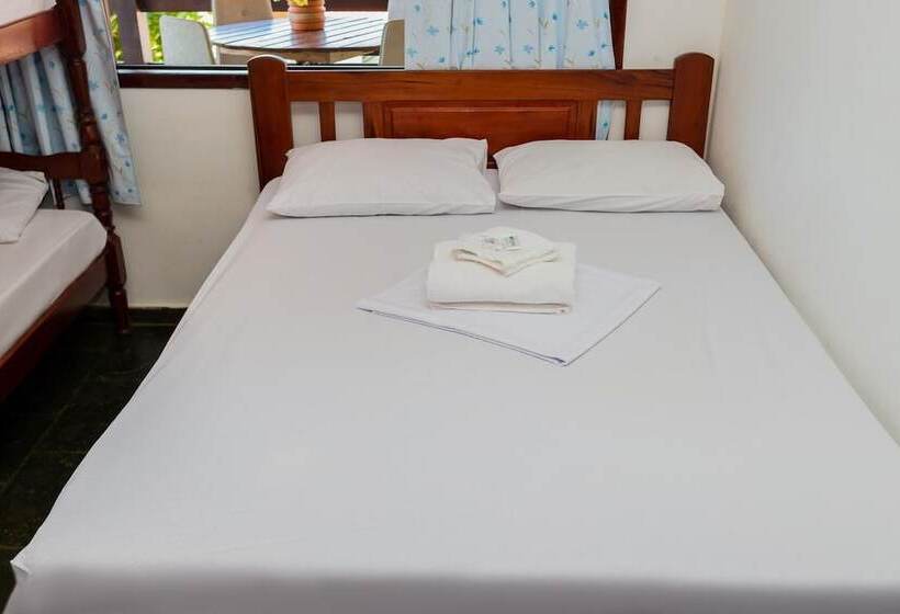 Quarto Triplo Estandar, Pousada Brisa De Saquarema