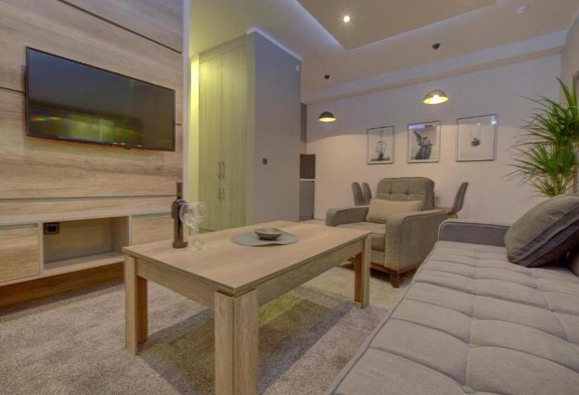 آپارتمان 1 خوابه, Zlatna žita