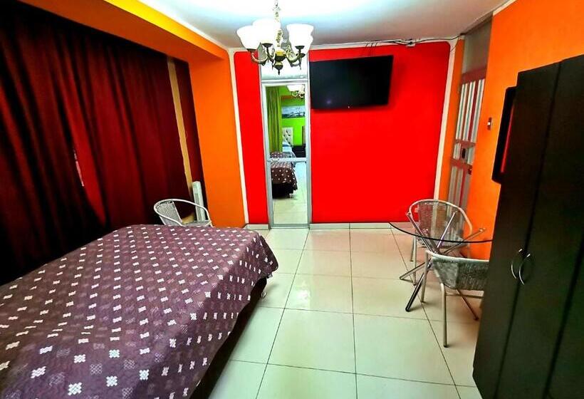 اتاق لوکس سه تخته, Sombrero De Paja