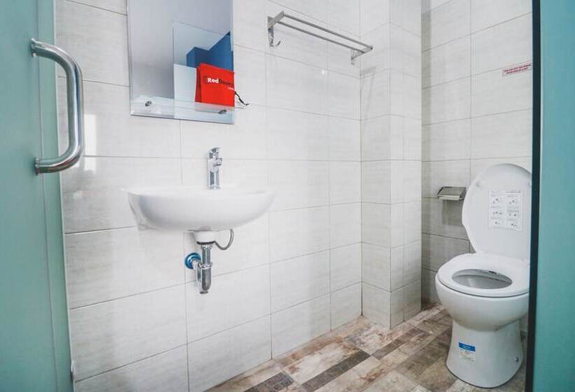 Номер Стандарт, Reddoorz Plus Near Living Plaza Jababeka