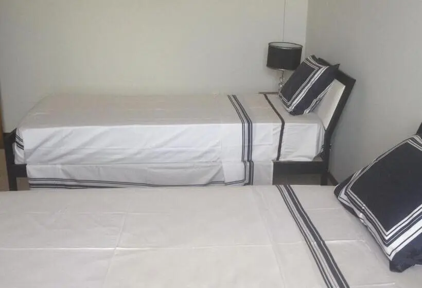 اتاق لوکس با چشم‌انداز شهر, Residencial Monte Cara