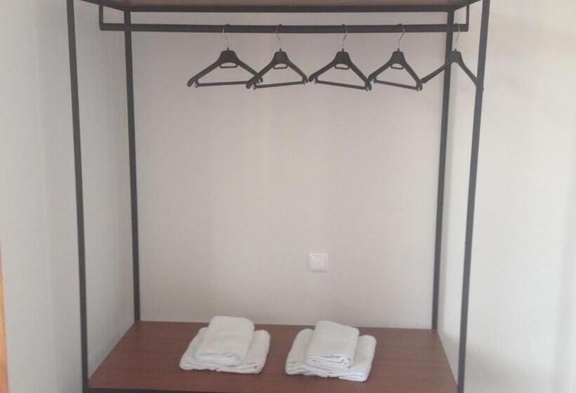 اتاق استاندارد با سرویس بهداشتی مشترک, Residencial Monte Cara