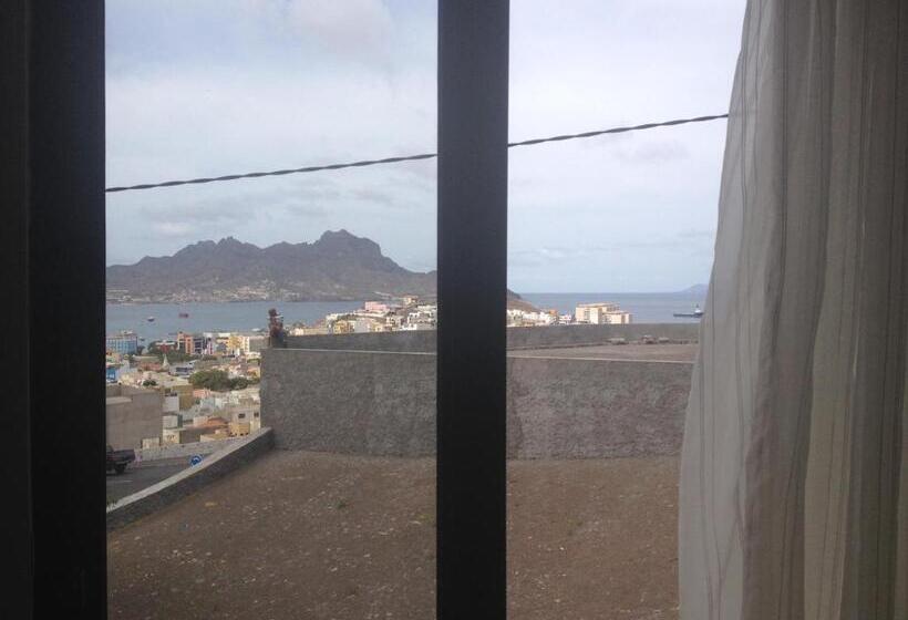 اتاق استاندارد با سرویس بهداشتی مشترک, Residencial Monte Cara