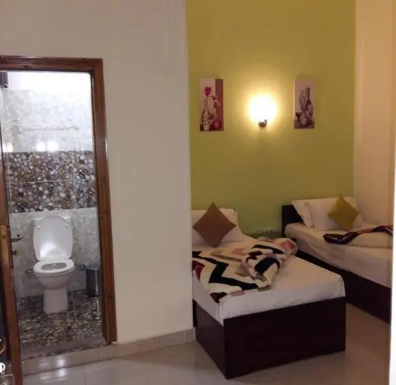اتاق استاندارد, Golden Star Hostel