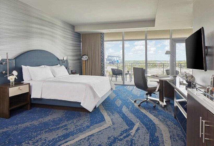 جناح تنفيذي مع بلكونة, The Daytona, Autograph Collection