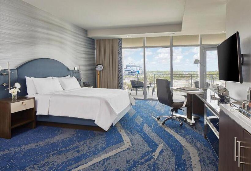 جناح إدارى سرير كينج, The Daytona, Autograph Collection