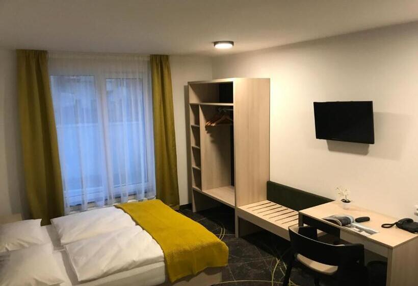 اتاق استاندارد, Valcha