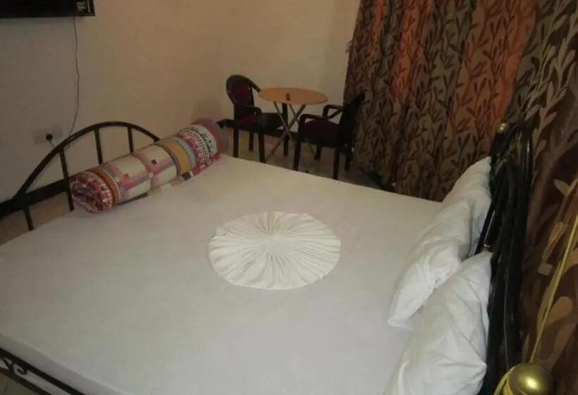 اتاق لوکس یک تخته, Jakicha Motel