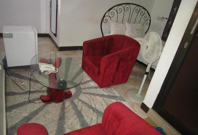 غرفة ديلوكس, Jakicha Motel