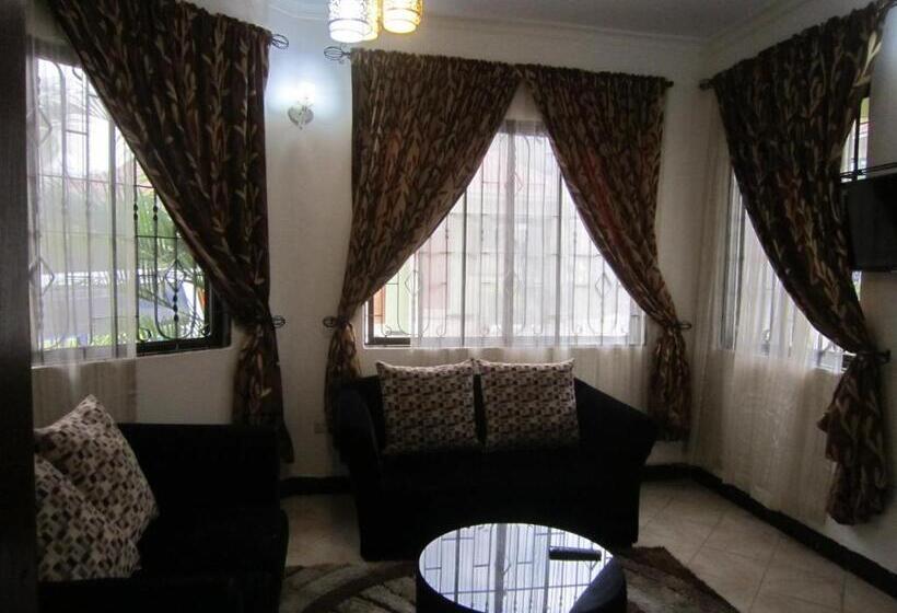 بنجلو ديلوكس, Jakicha Motel