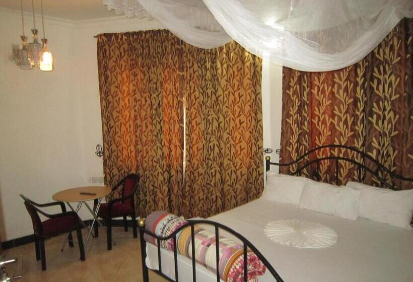 بنجلو ديلوكس, Jakicha Motel