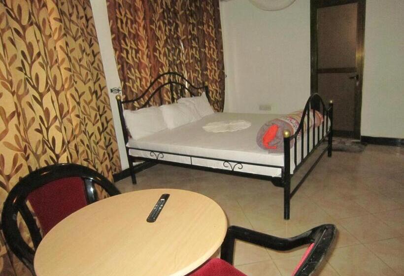 بانگلوی لوکس, Jakicha Motel