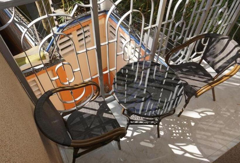 غرفة ديلوكس مزودة بشرفة, Jakicha Motel