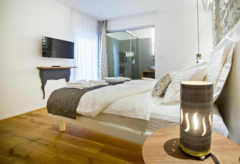 اتاق استاندارد با بالکن, Memento B&b Piran