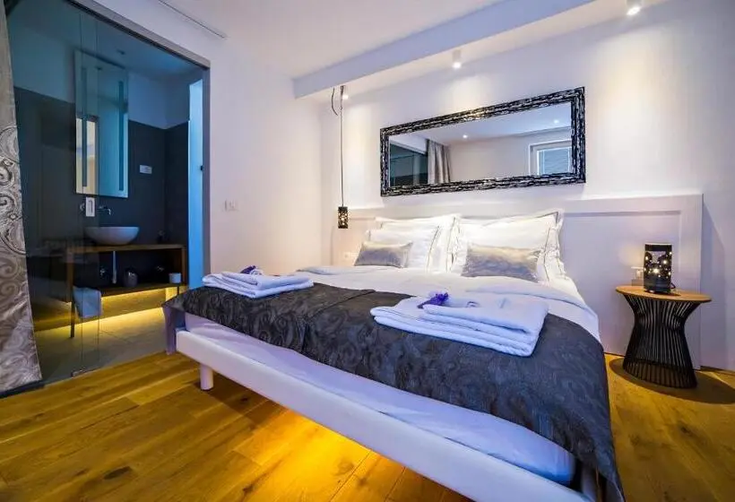 اتاق استاندارد با تخت بزرگ, Memento B&b Piran