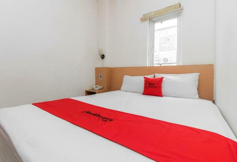 스탠다드 룸, Reddoorz Plus Near Galaxy Bekasi