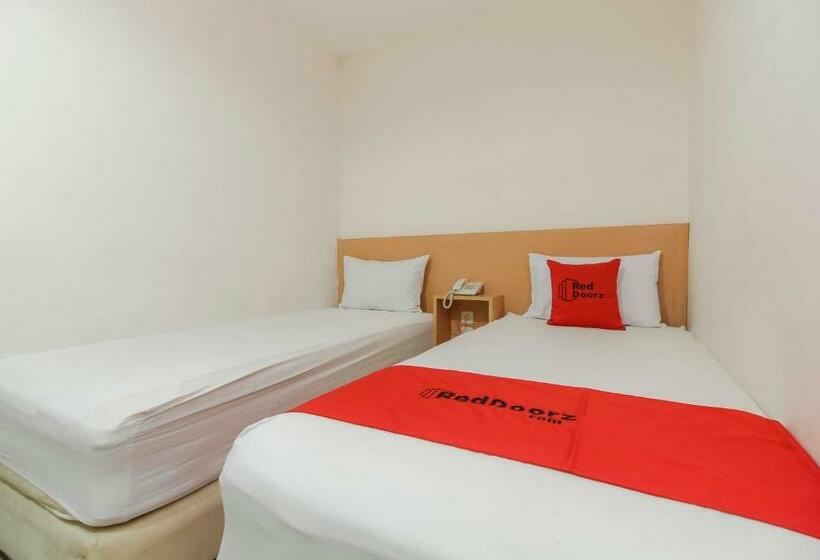 스탠다드 룸, Reddoorz Plus Near Galaxy Bekasi