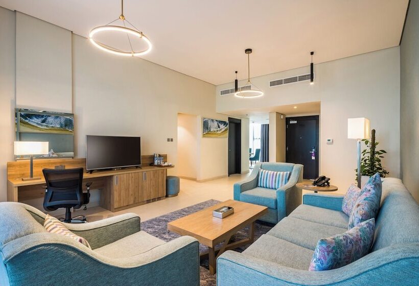 3 Bedroom Suite, Boudl Aljubail