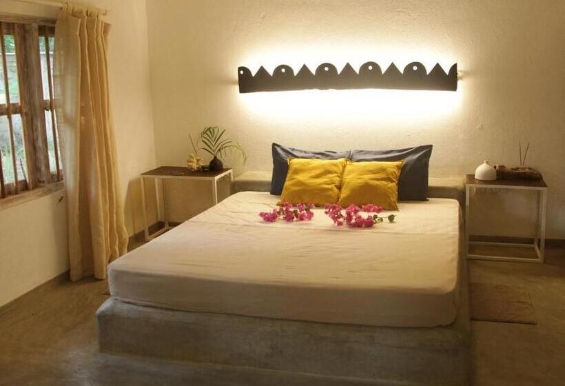 带花园景观的标准洋房, Five