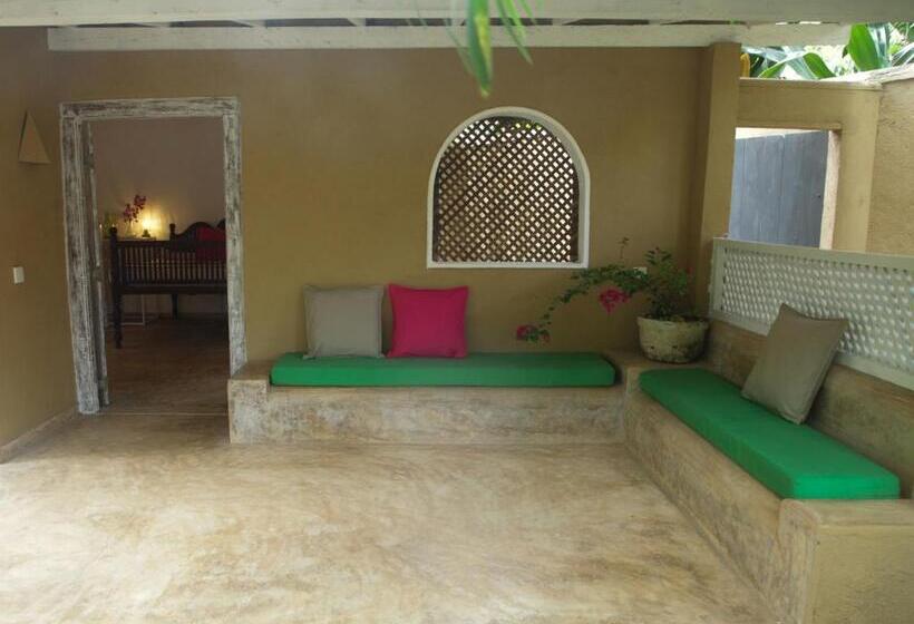 带花园景观的标准洋房, Five