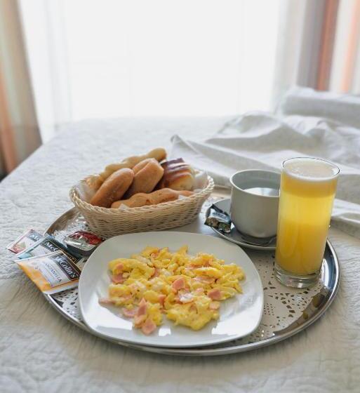 디럭스 룸, Riviera Muchik