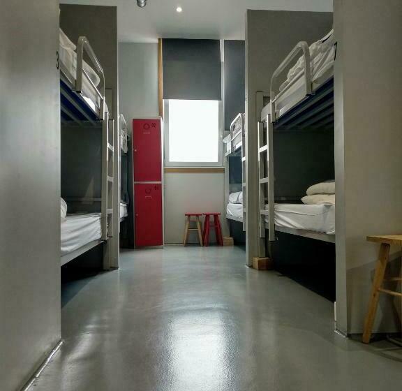 تختخواب در اتاق مشترک, Acolá Hostel