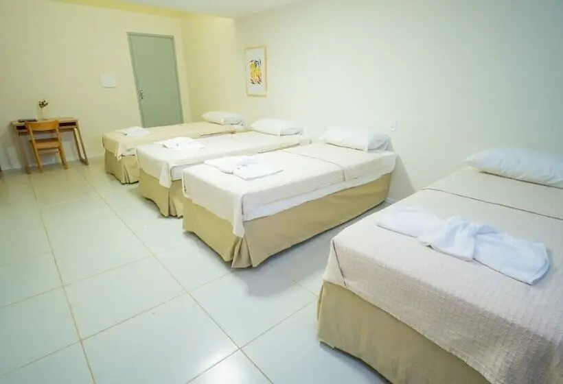 Superior Neljän Hengen Huone, Nordeste Palace