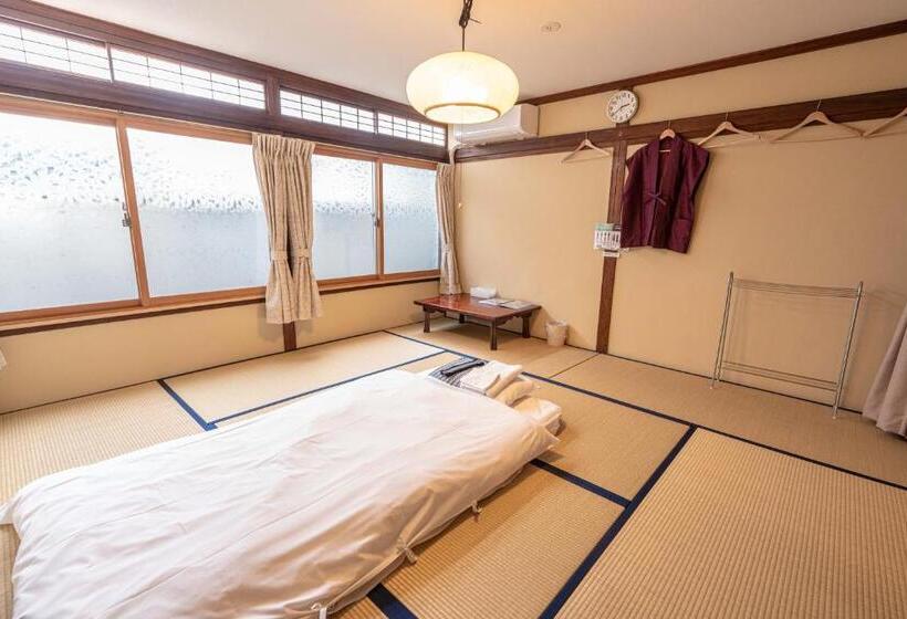 חדר סטנדרט לארבעה, 4s Stay Awaikeda Ekimae