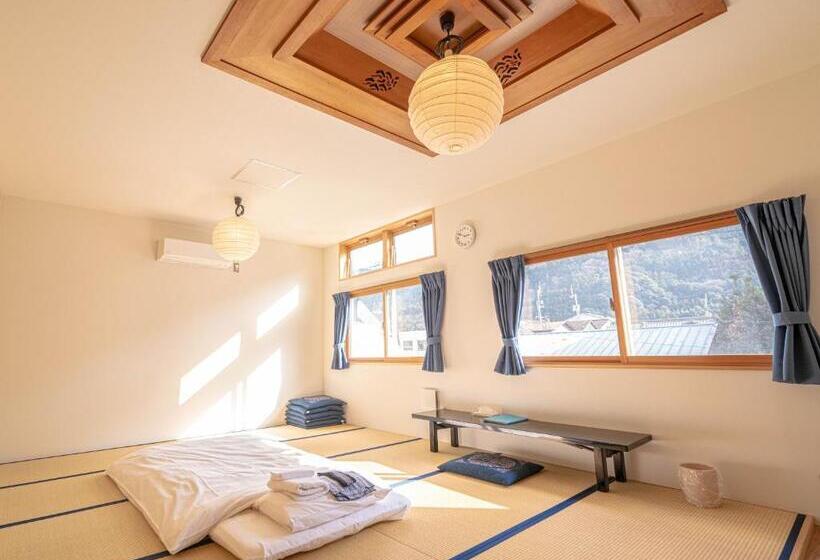 חדר סטנדרטי לארבעה עם חדר אמבטיה משותף, 4s Stay Awaikeda Ekimae