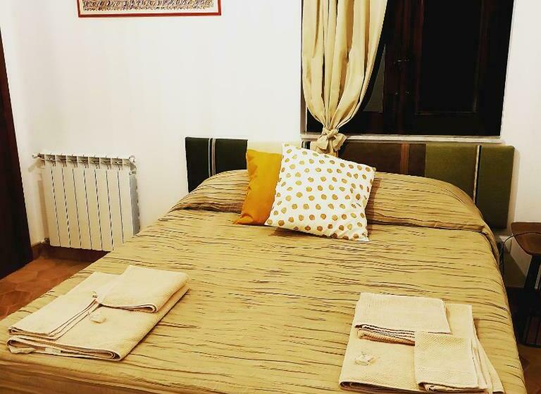 Номер Стандарт Вид на Сад, Agriturismo Agliastro