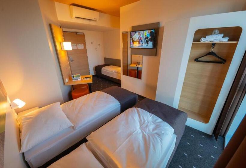 标准三人间, B&b Hotel Bremen überseestadt