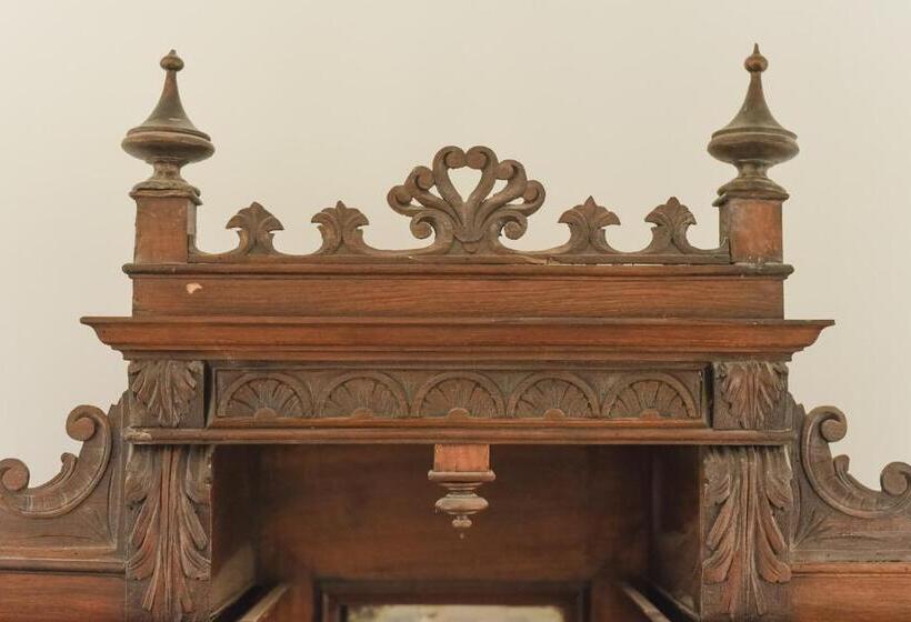 اتاق لوکس با بالکن, Villa Trinidad Guesthouse