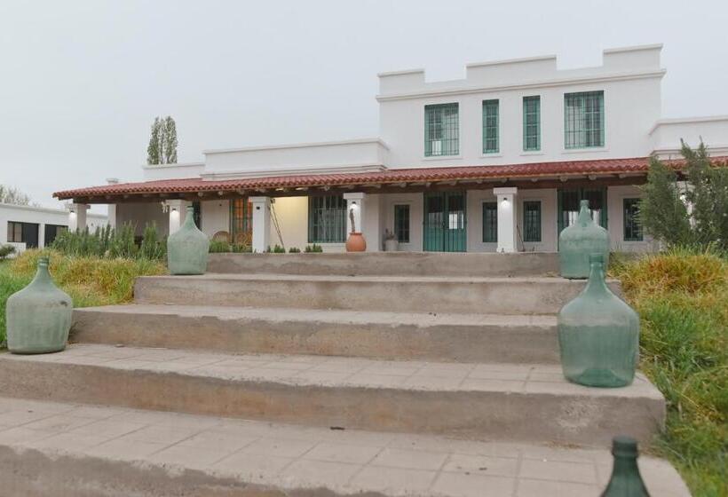 Номер Deluxe с Балконом, Villa Trinidad Guesthouse