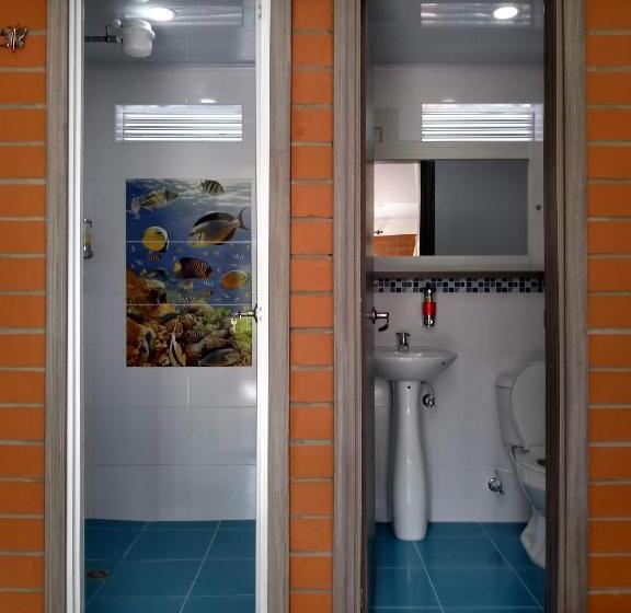 패밀리 방갈로, Paraíso Tropical