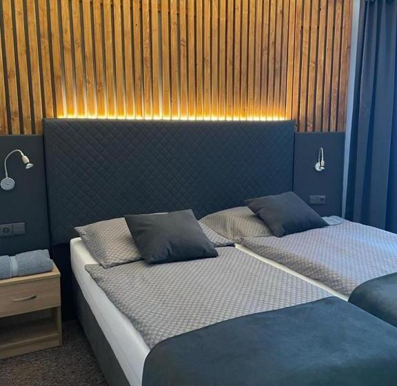 شقة غرفة واحدة, Penzion Stella