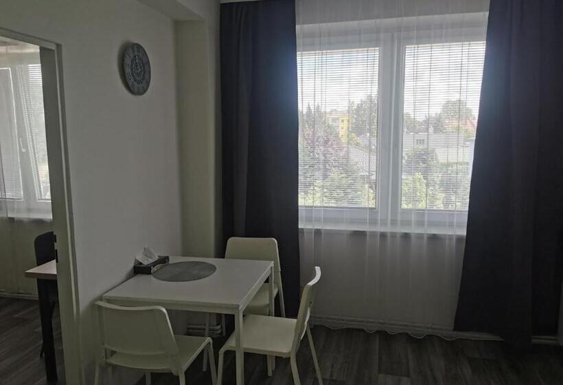 شقة غرفة واحدة, Penzion Stella