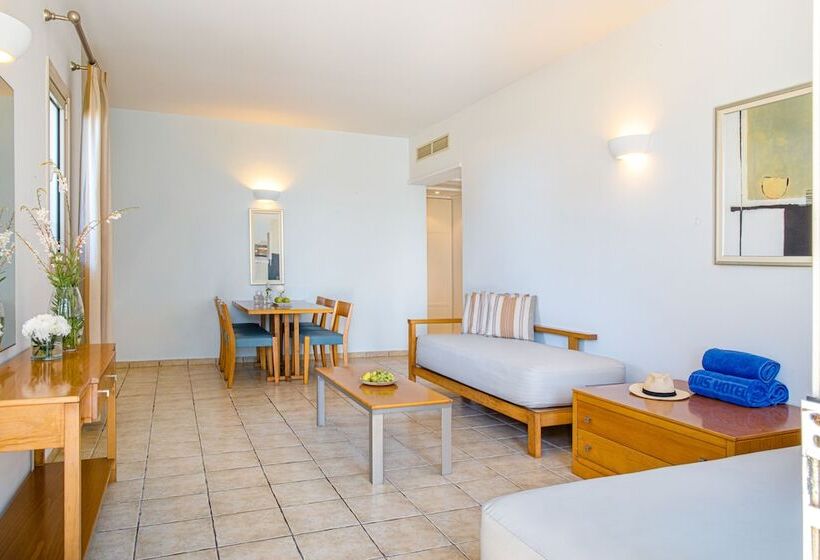 Люкс 2 Спальни, Louis Althea Beach