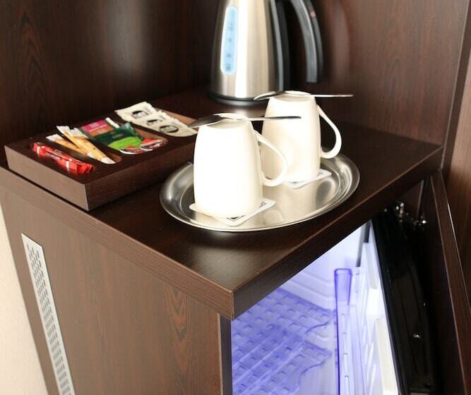 اتاق استاندارد, Crystal