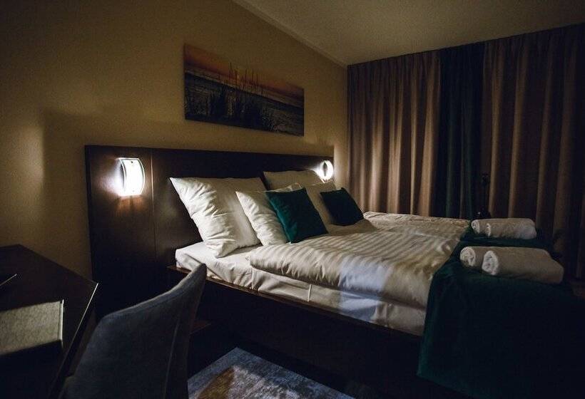 اتاق استاندارد, Crystal