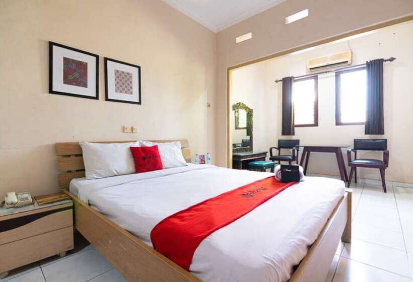 Номер Economy, Reddoorz @ Urip Sumoharjo